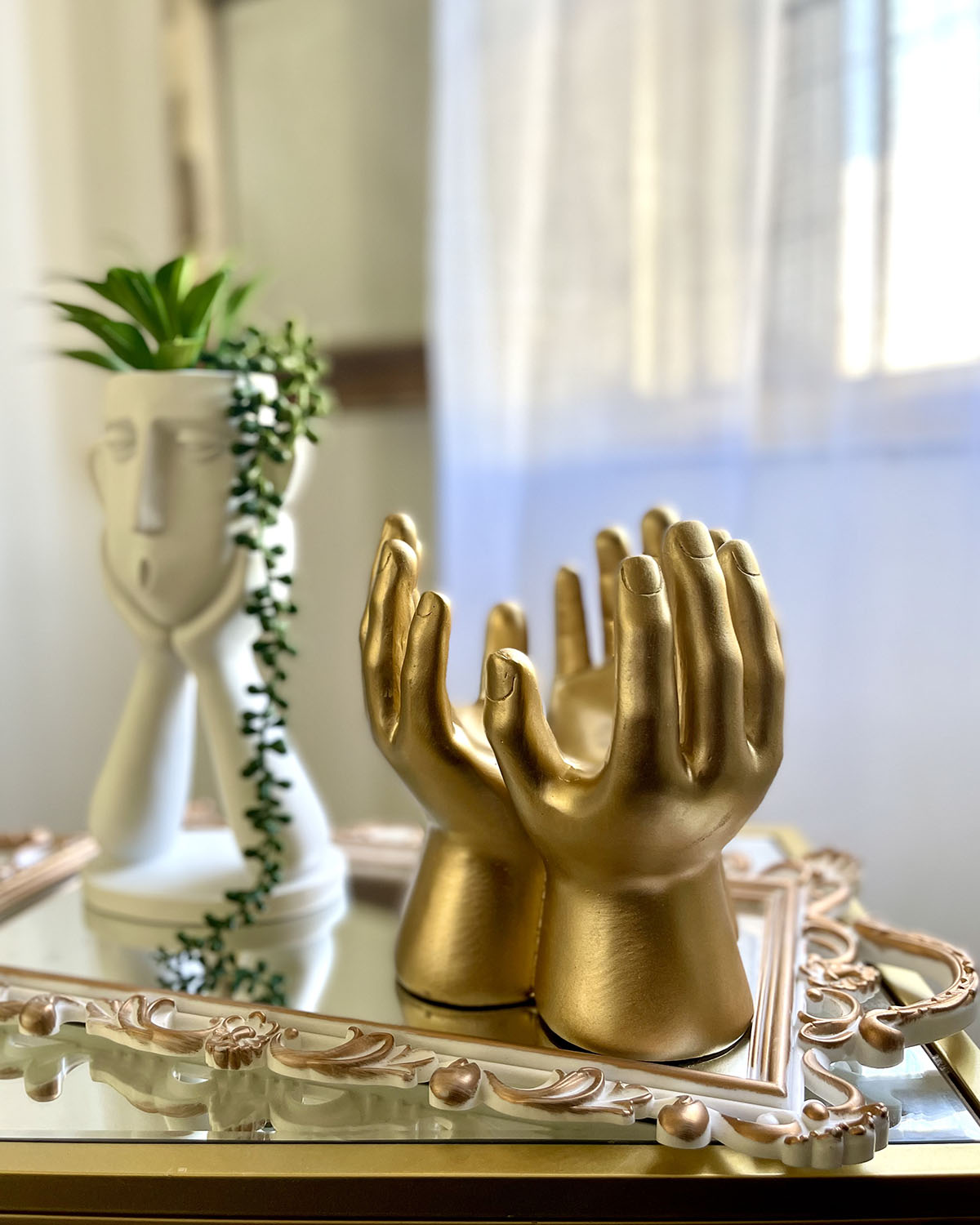Figura Decorativa Hands Gold